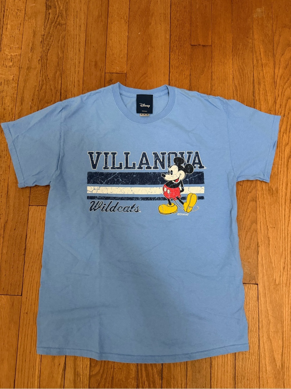 Villanova Wildcats Disney Mickey Mouse T-Shirt - Size M